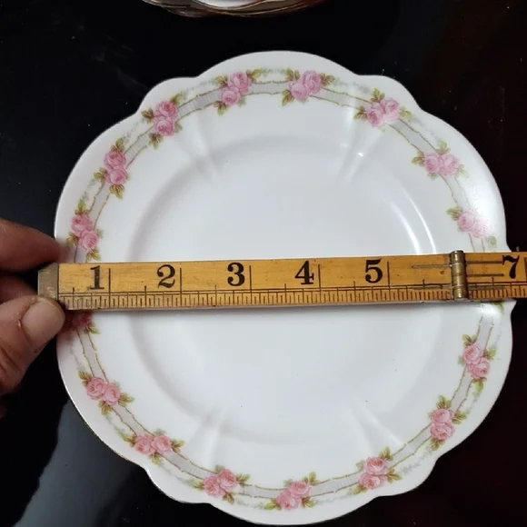 Vintage Scalloped Bone China Plates - Pink Rose Garland & Gold Rim - Set of 6 - Picture 14 of 15